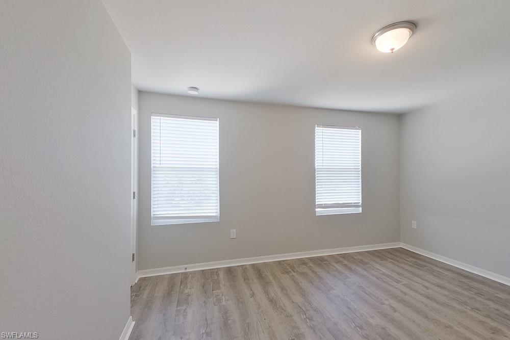 721 Cane St E Property Photo 13