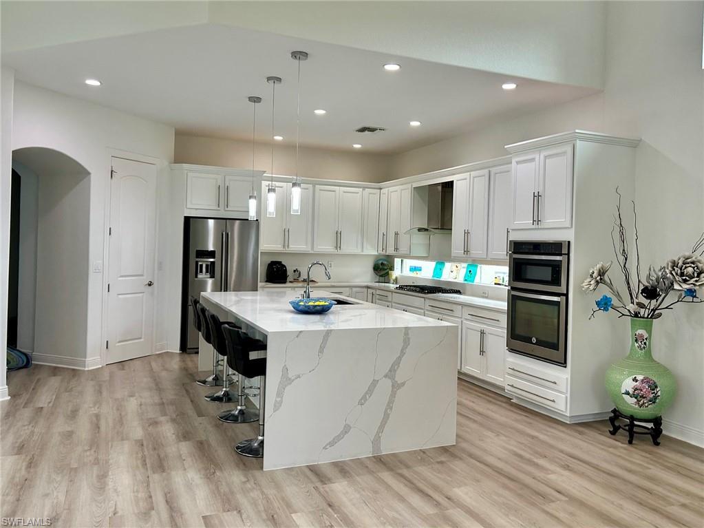 23004 Sanabria Loop Property Photo 7