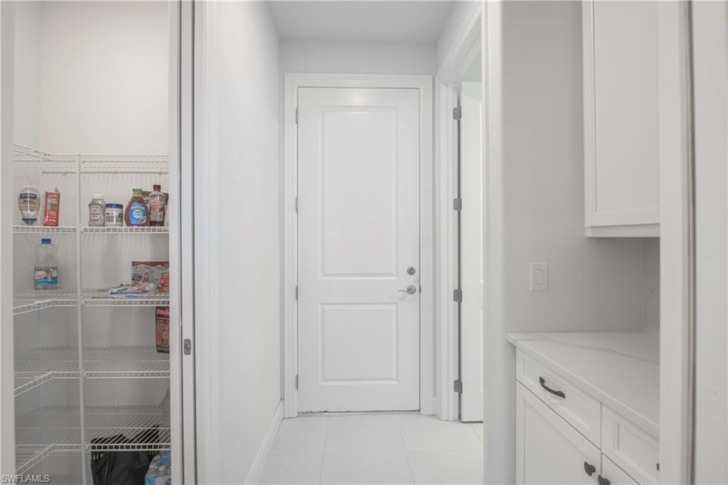 1806 Sw 39th Ter Property Photo 24