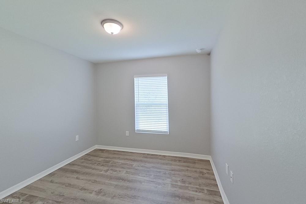 1010 Kaye St E Property Photo 9
