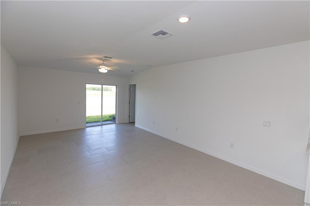 16030 Palos Verdes St Property Photo 11
