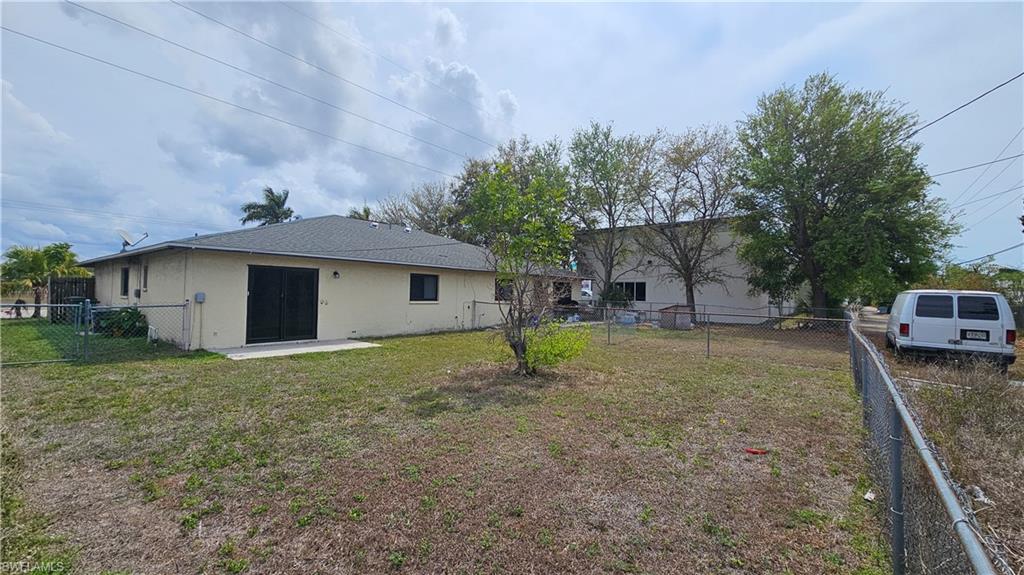 3026 Santa Barbara Blvd Property Photo 16