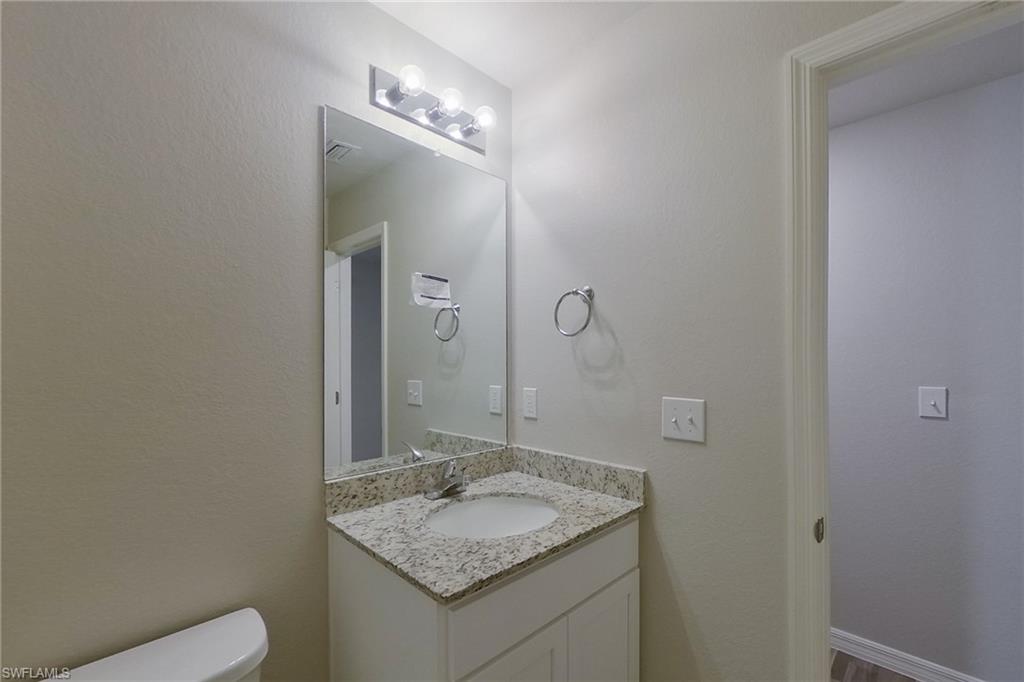 855 Cervantes St E Property Photo 8