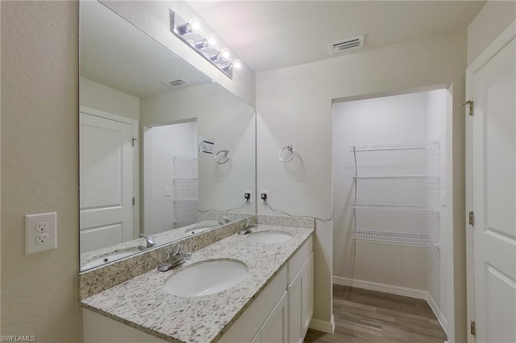 855 Cervantes St E Property Photo 16