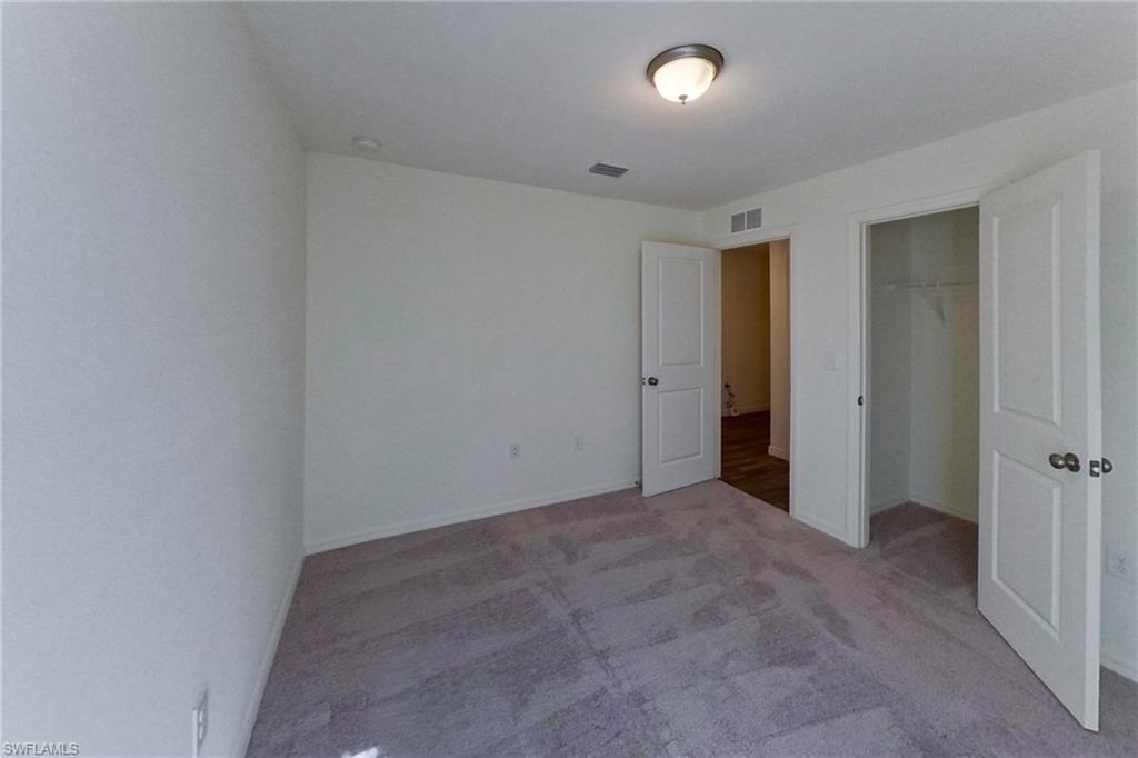 466 Norwood Ave S Property Photo 5