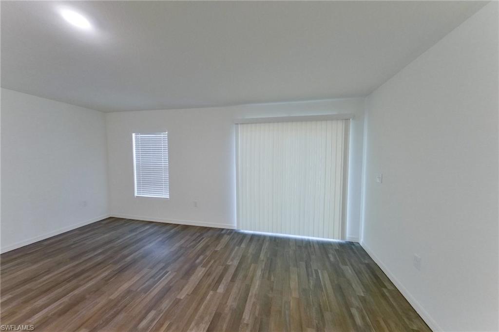 466 Norwood Ave S Property Photo 11