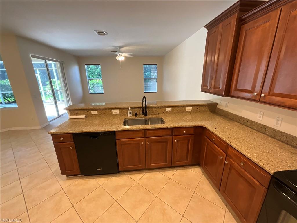12470 Rock Ridge Ln Property Photo 3