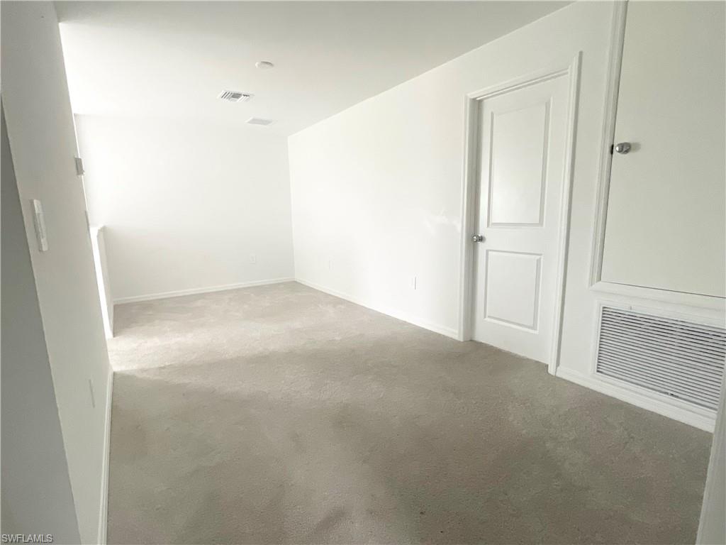 19750 Garden Ridge Ct Property Photo 3
