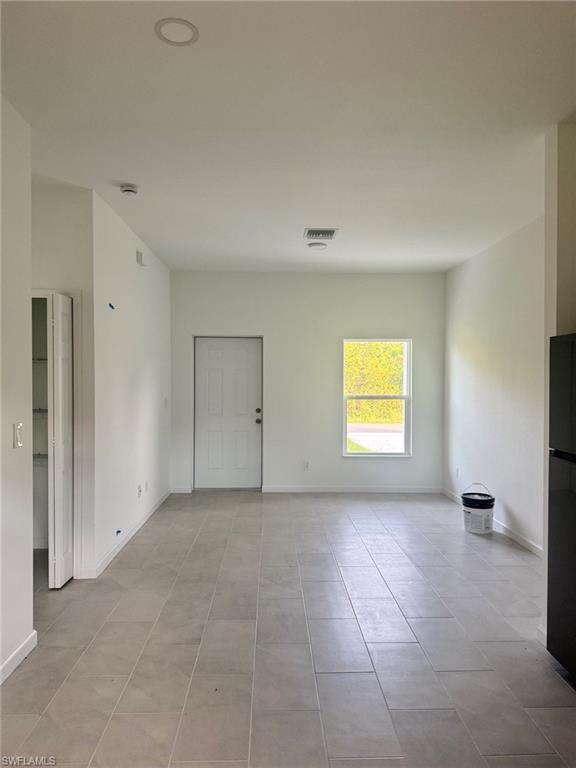 648 Wentworth Dr Property Photo 6