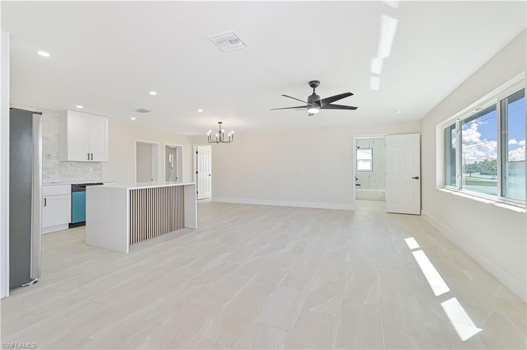 115 Se 24th Ave A+b Property Photo 22