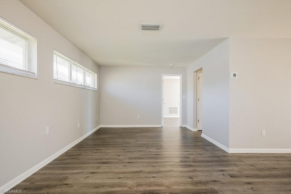 502 Leeland Heights Blvd E Property Photo 4