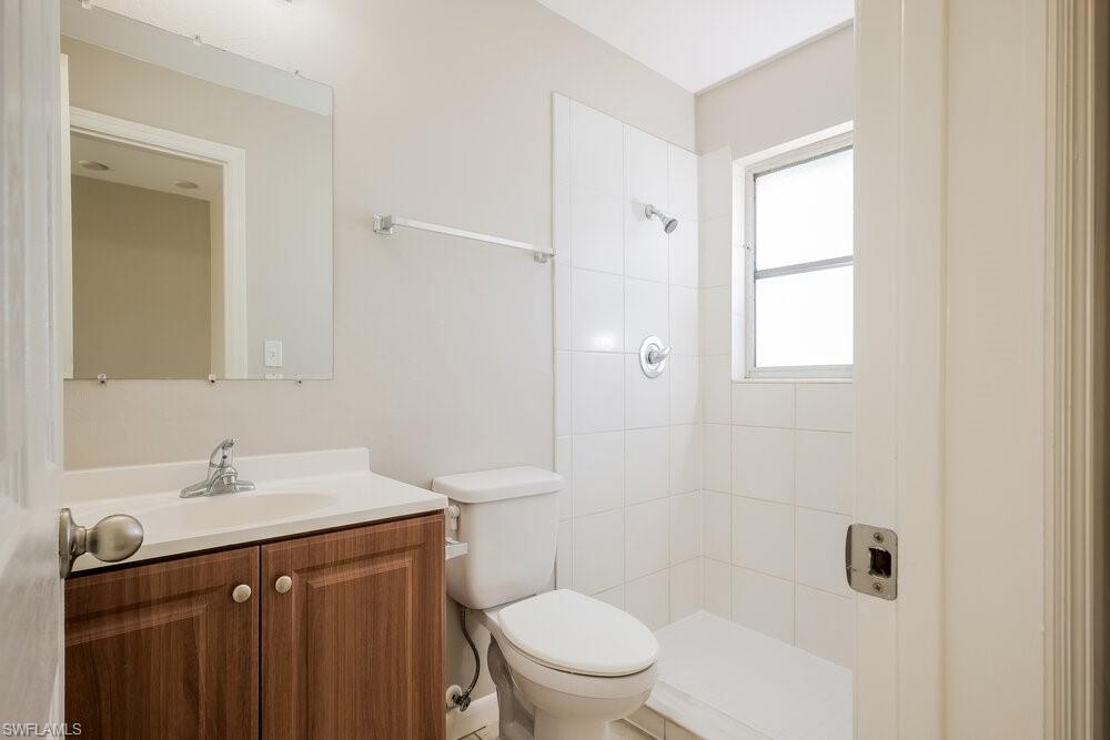 502 Leeland Heights Blvd E Property Photo 13