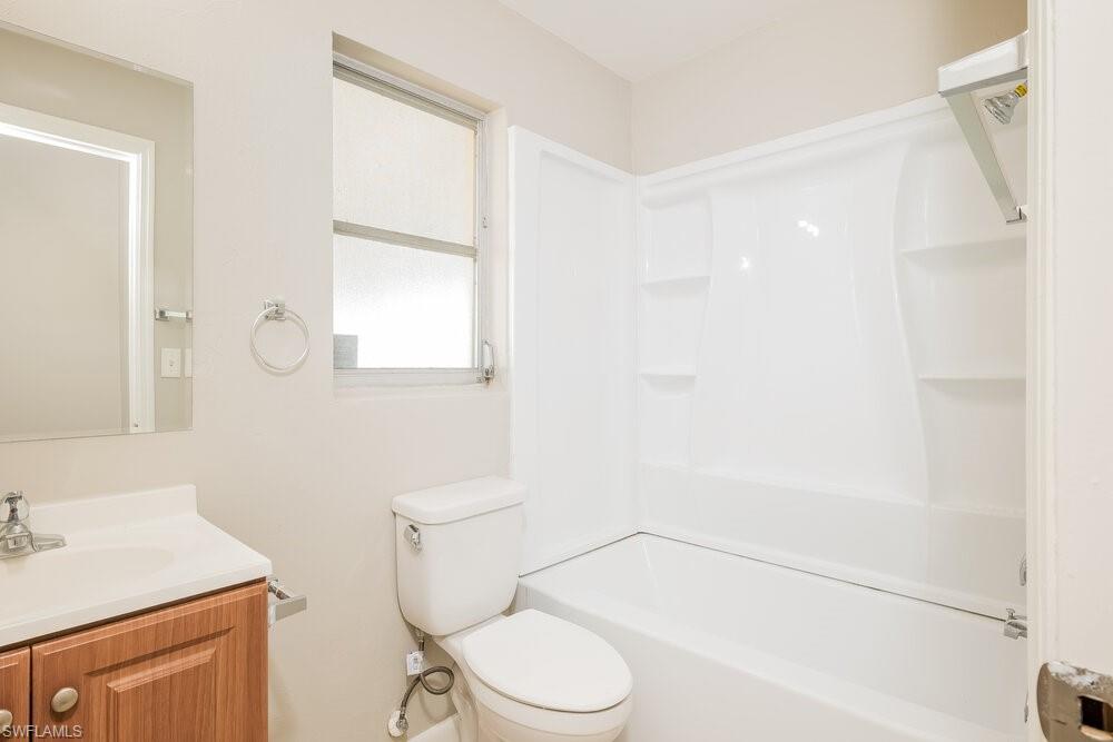 502 Leeland Heights Blvd E Property Photo 15