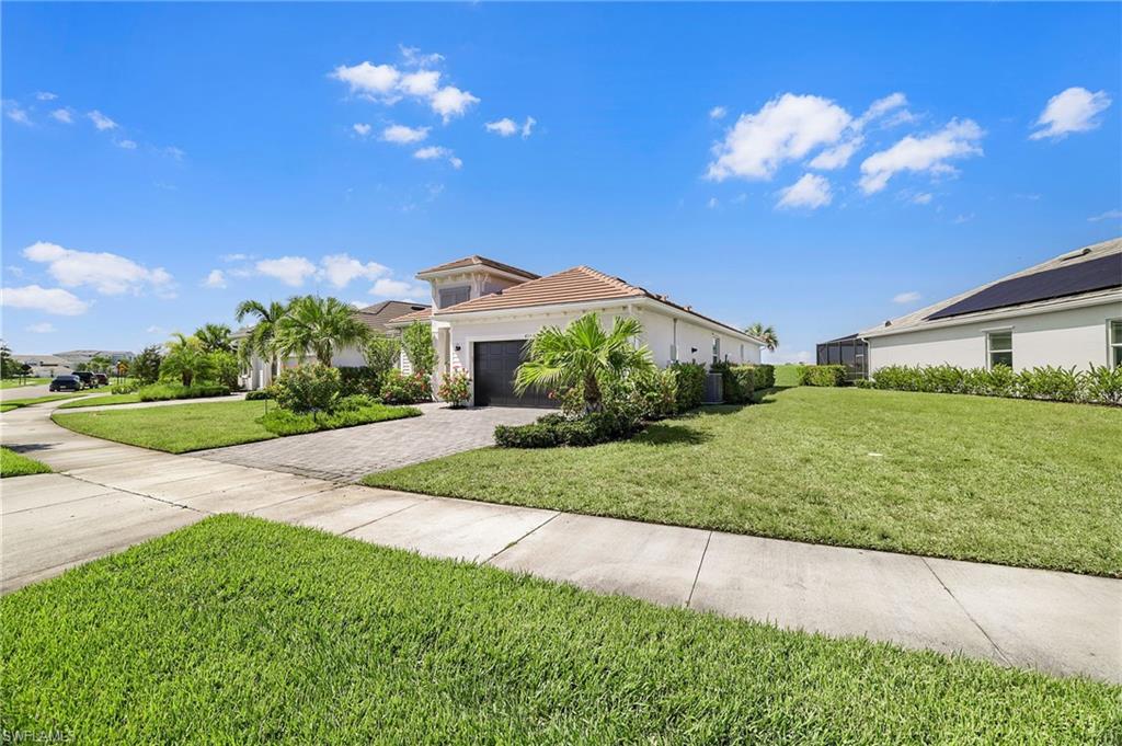 43514 Boardwalk Loop Property Photo 4