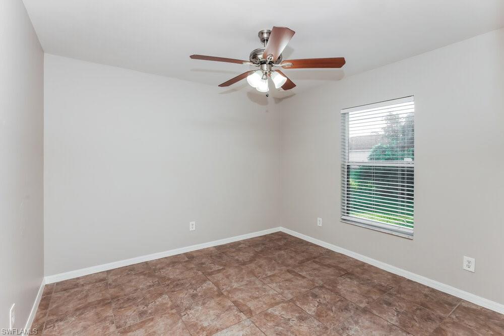769 Oakridge Ave S Property Photo 13