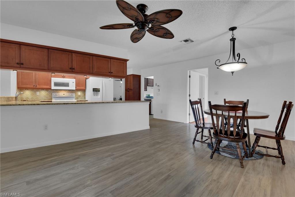 1381 N Brandywine Cir Property Photo 6