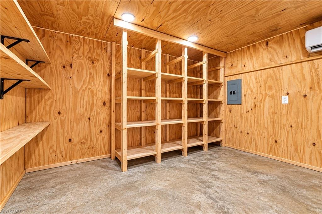17671 Palm Creek Dr Property Photo 34