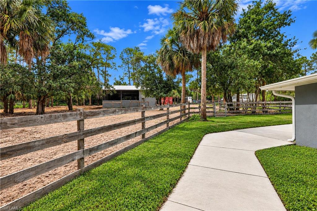 17671 Palm Creek Dr Property Photo 37