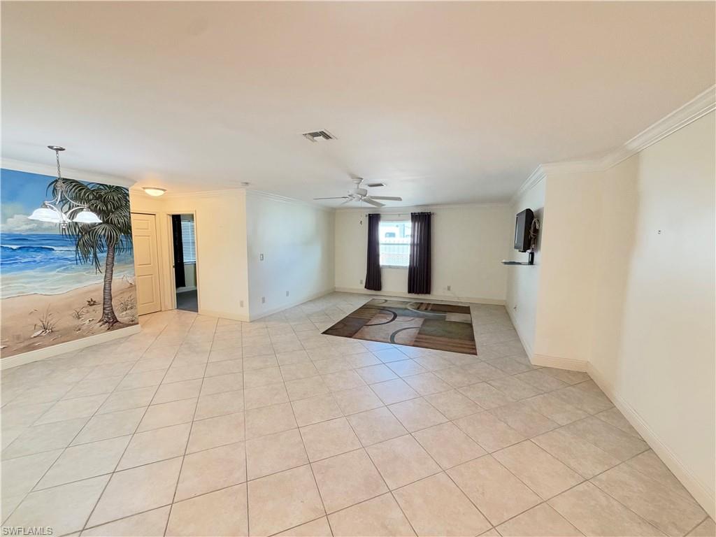 721 Canton Ave Property Photo 2