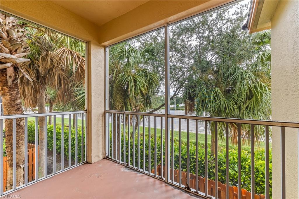 15401 Bellamar Cir 621 Property Photo 6