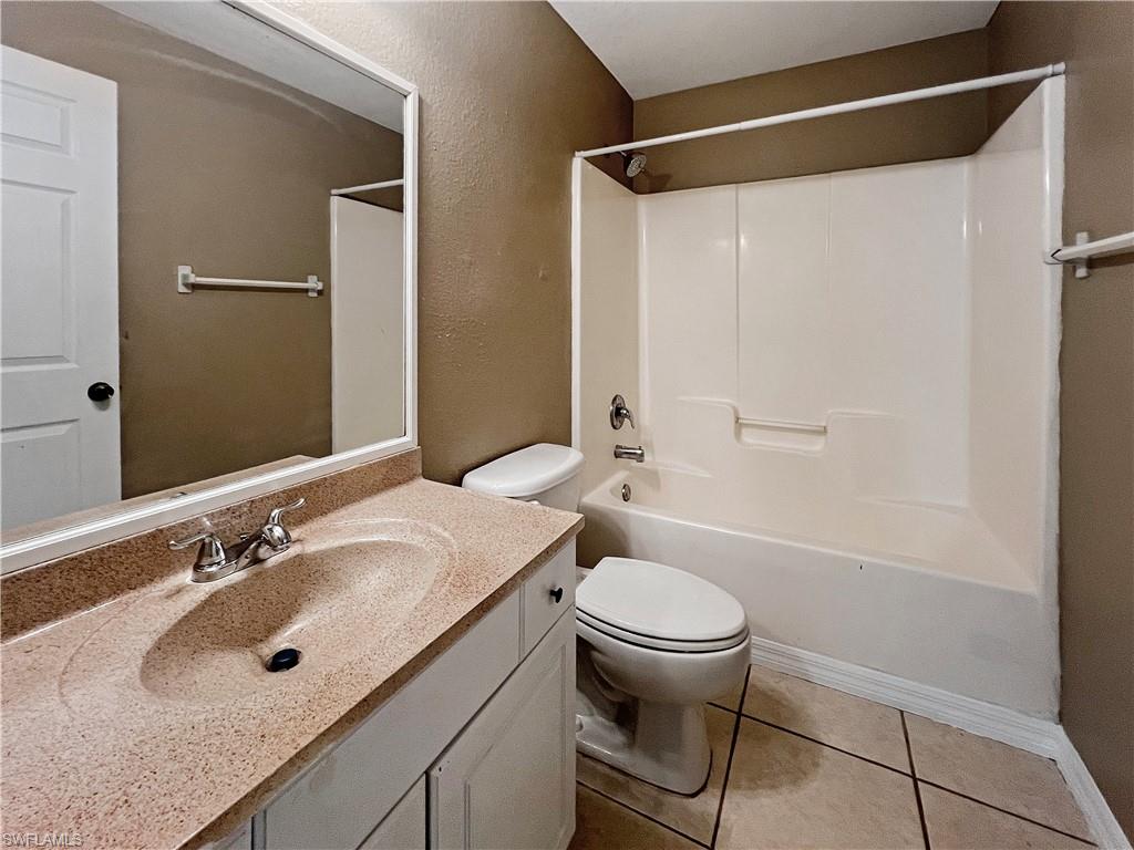 5231 27th St Sw Property Photo 13