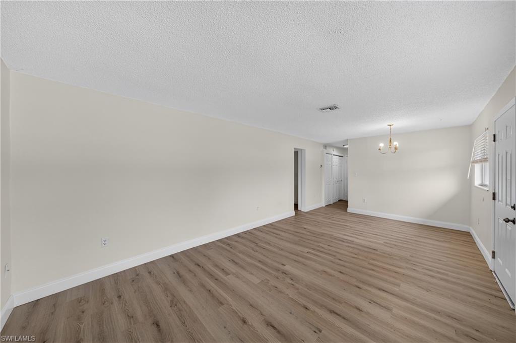 1512/1514 Oak Dr Property Photo 14