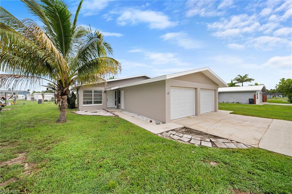 11370 Summerwinds Ct Property Photo 2
