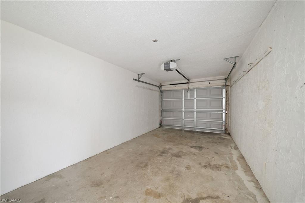 11370 Summerwinds Ct Property Photo 23
