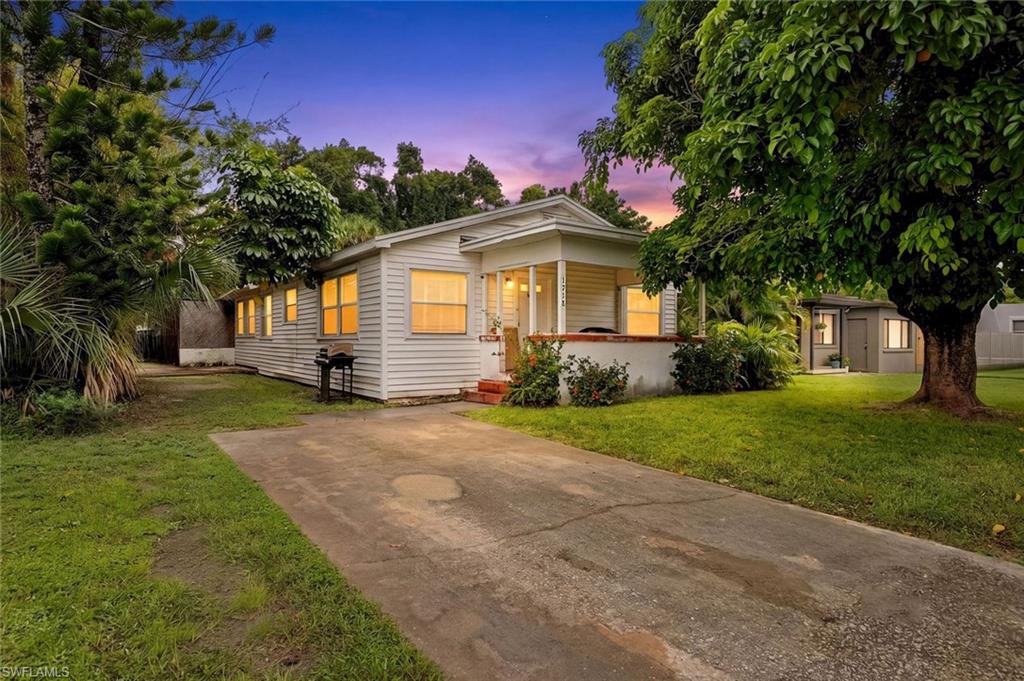 1718 Sunset Pl Property Photo 2
