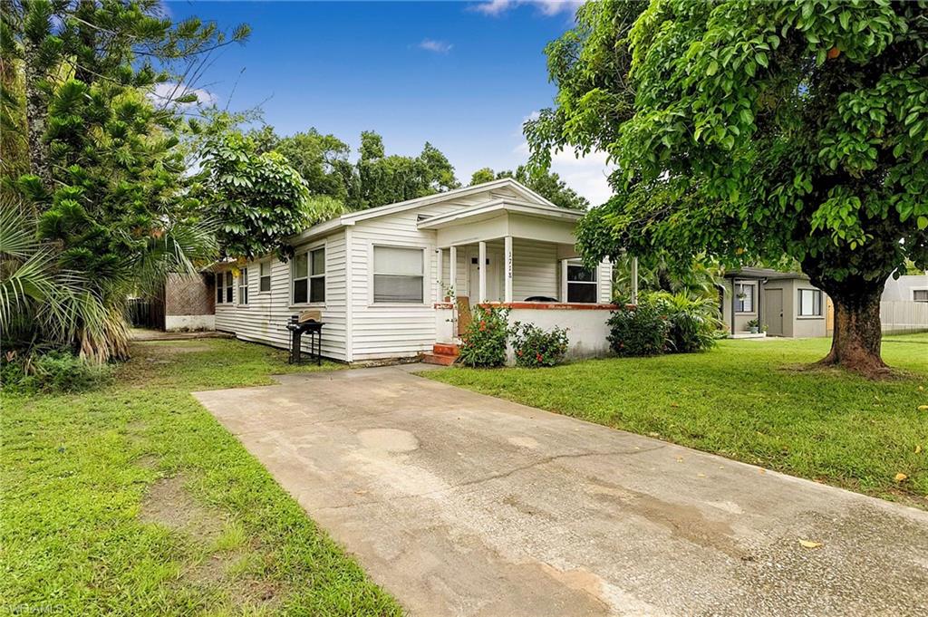 1718 Sunset Pl Property Photo 3
