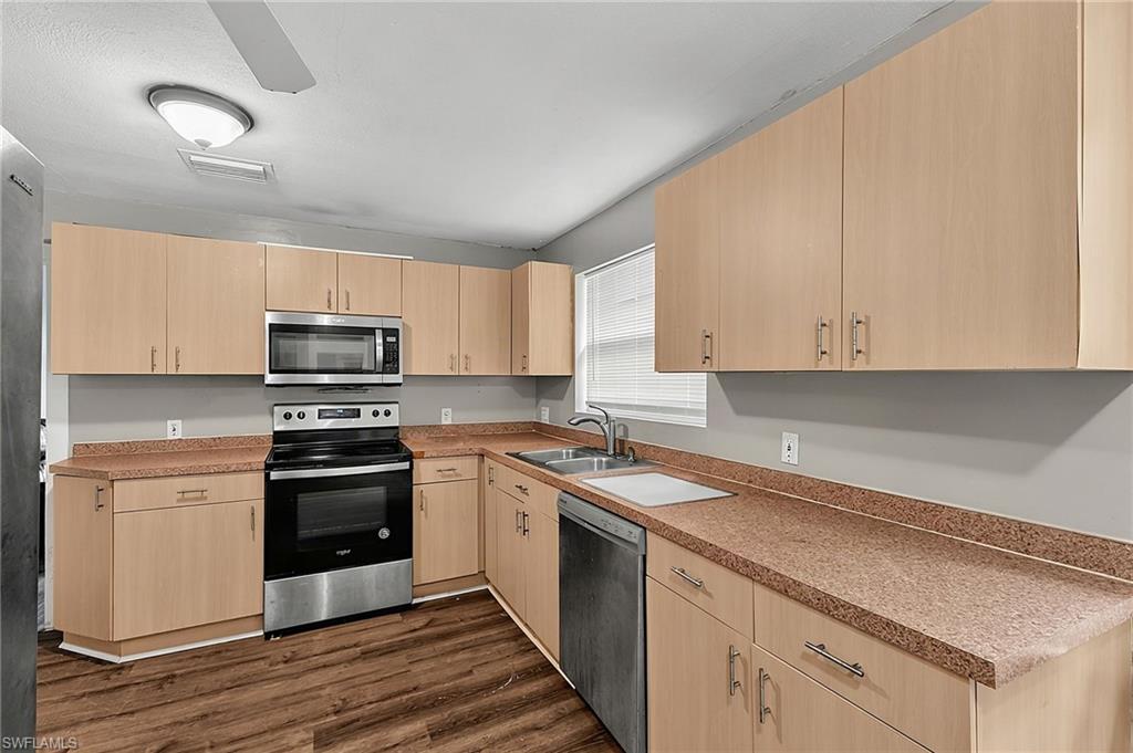 1718 Sunset Pl Property Photo 18
