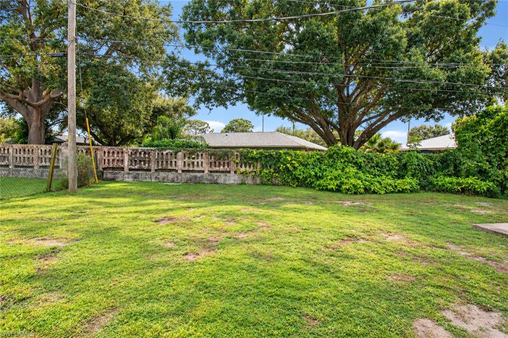 4444 Frankie Ct Property Photo 23