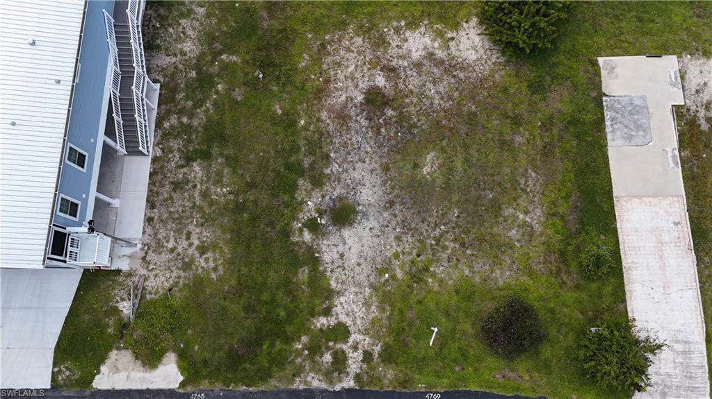 4769 Tahiti Dr Property Photo 6