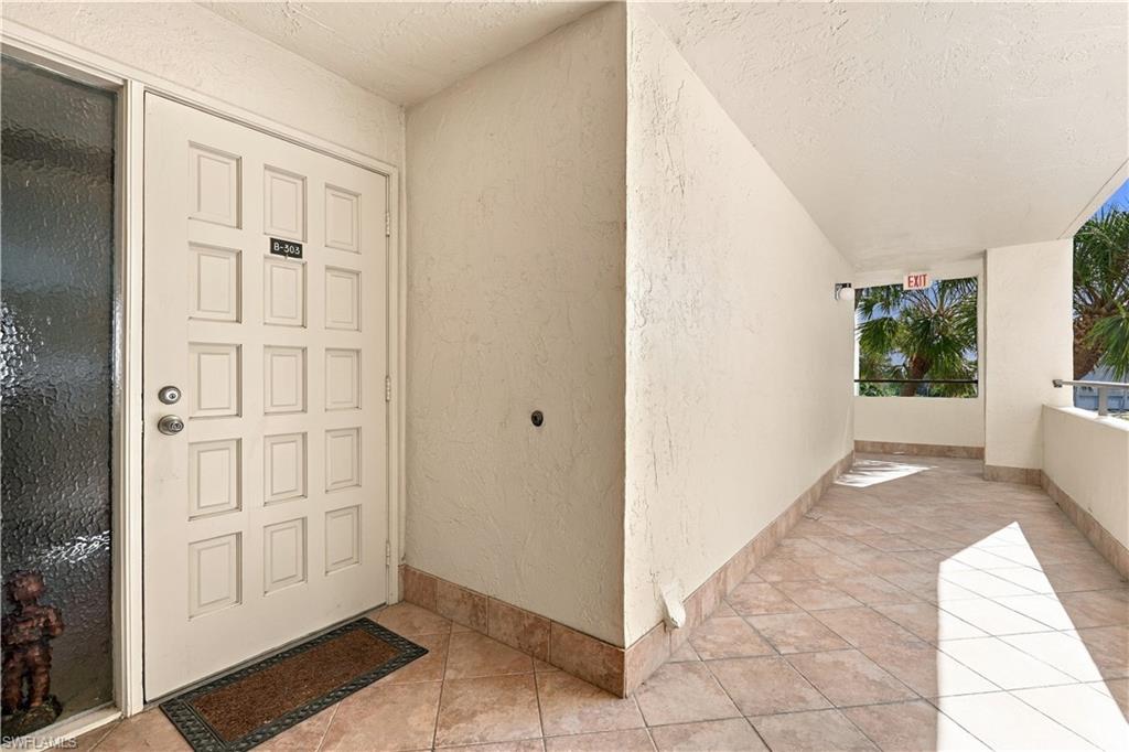 6660 Estero Blvd 303 Property Photo 4