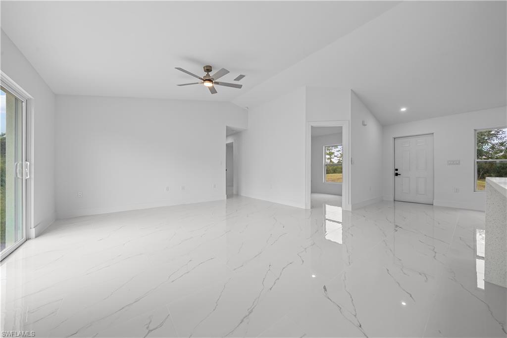 6018 Paula Ave N Property Photo 4