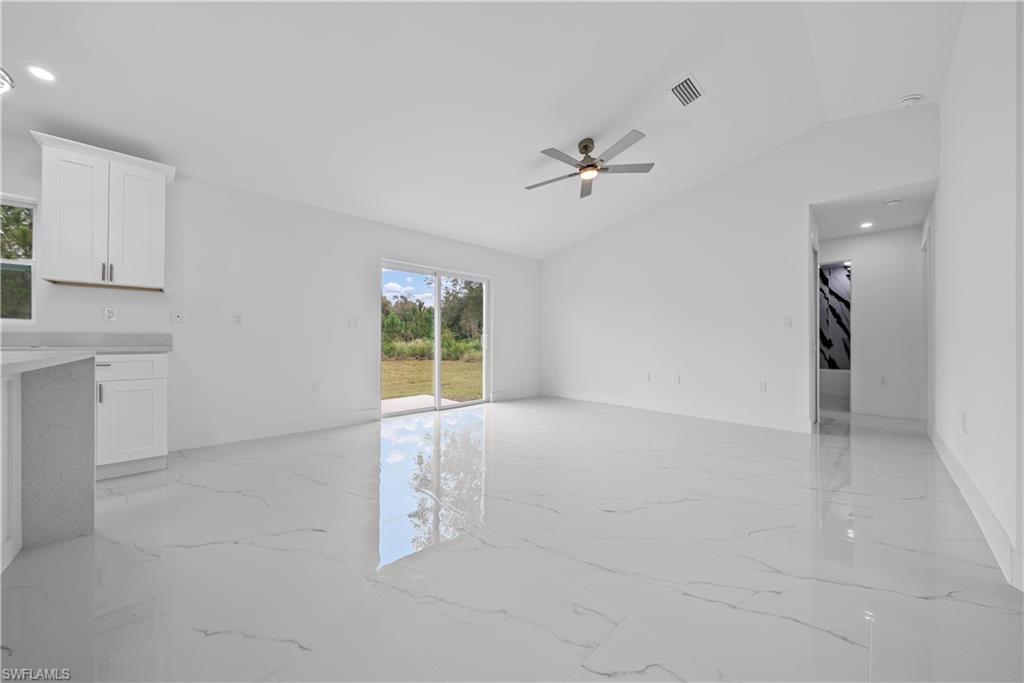 6018 Paula Ave N Property Photo 5