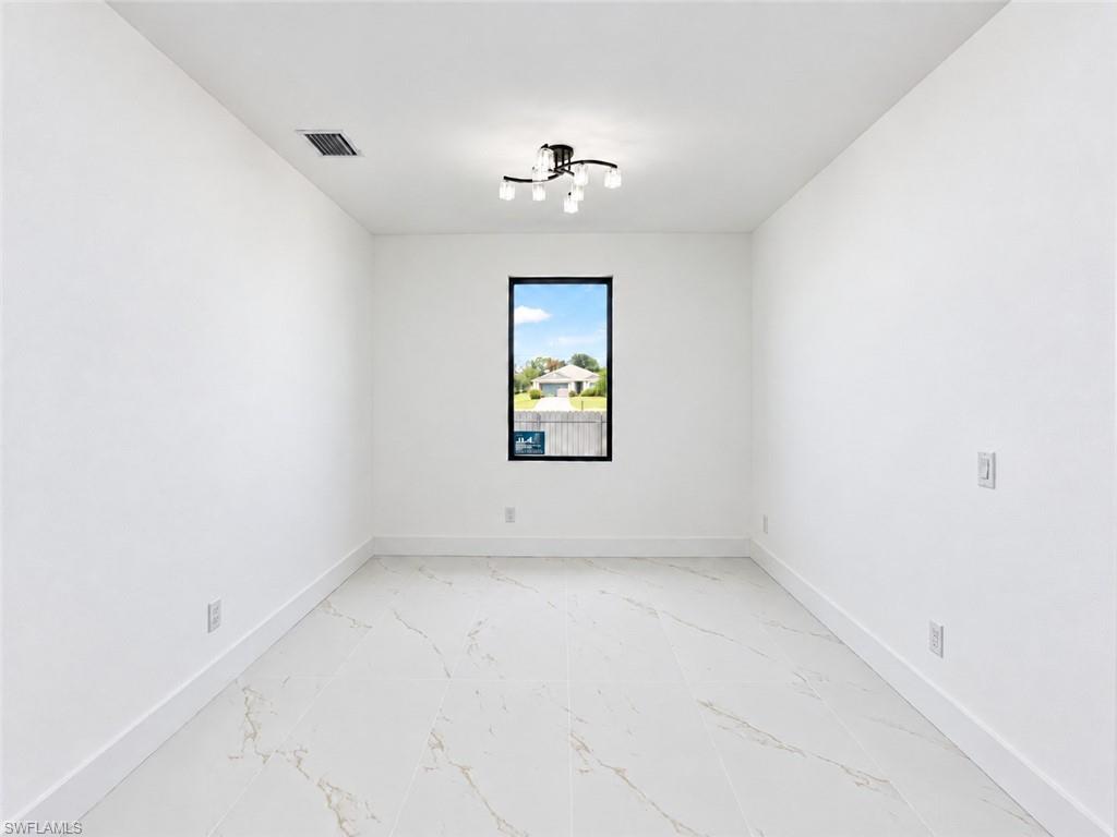 2127 Ne 34th Ter Property Photo 17