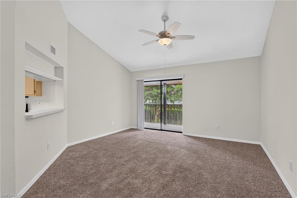 9648 Windsor Gardens Ln 202 Property Photo 4