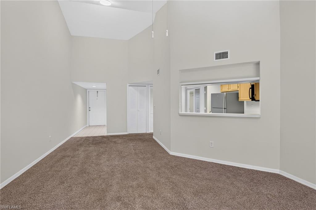 9648 Windsor Gardens Ln 202 Property Photo 6
