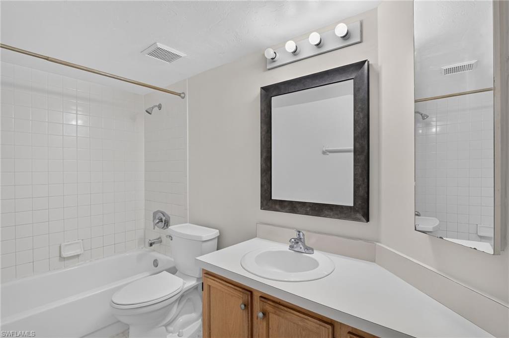 9648 Windsor Gardens Ln 202 Property Photo 20