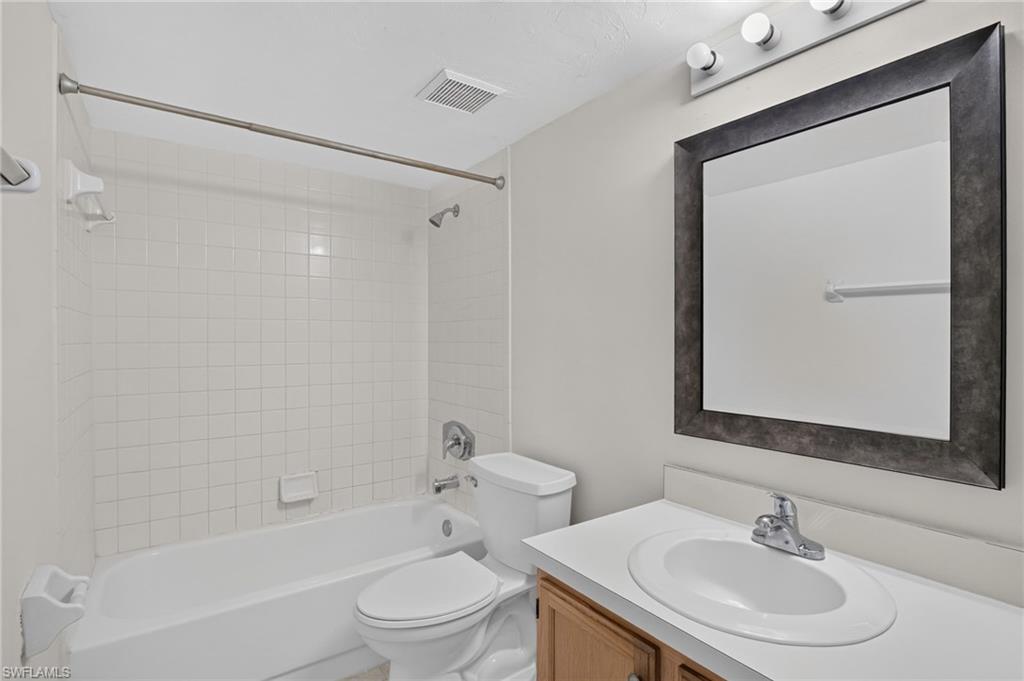 9648 Windsor Gardens Ln 202 Property Photo 21