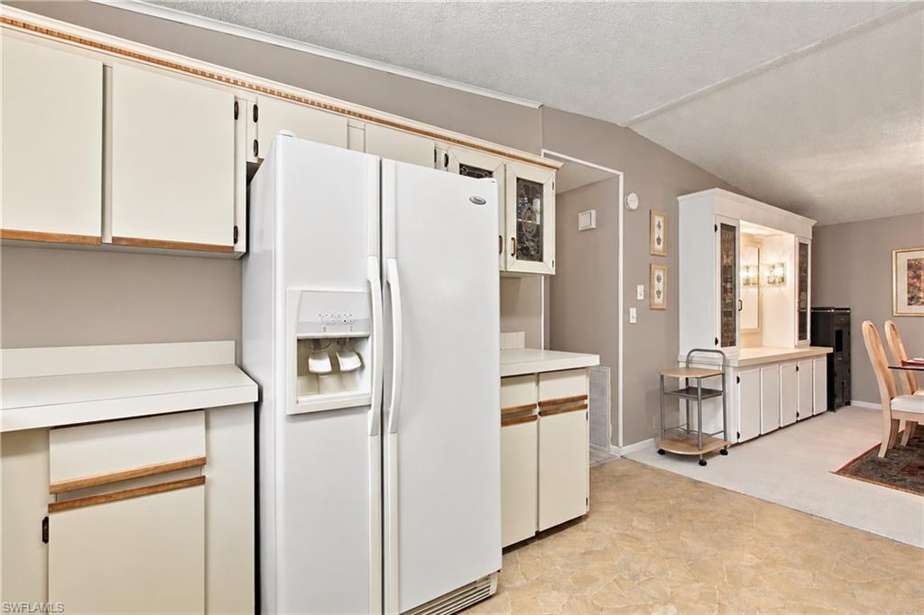 10071 Broken Woods Ct S Property Photo 20