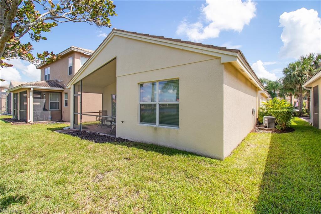 10566 Carolina Willow Dr Property Photo 28