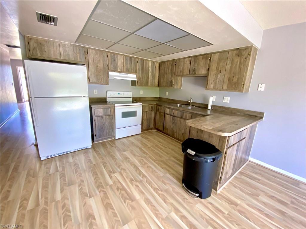 1309 Sw Santa Barbara Pl Property Photo 2
