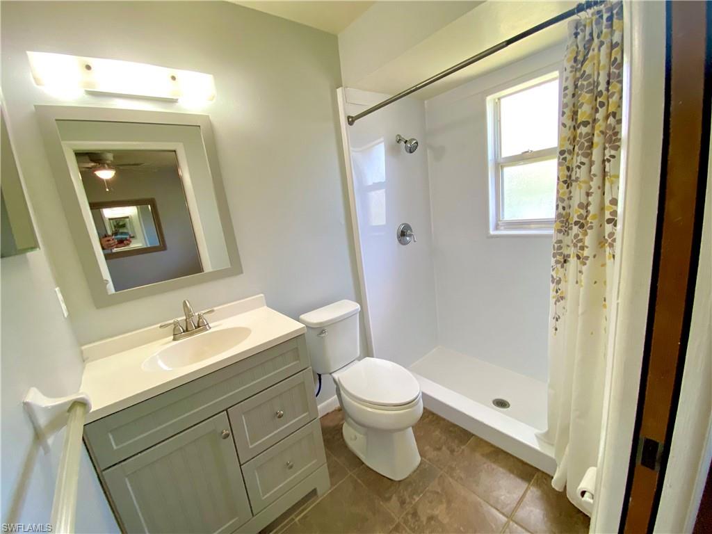 1309 Sw Santa Barbara Pl Property Photo 7