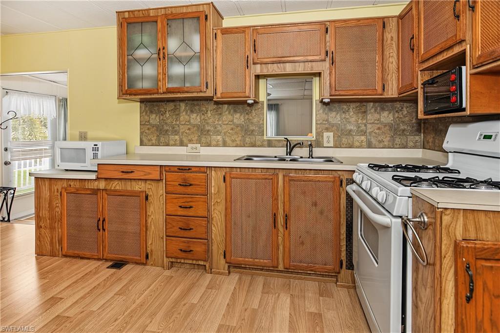 310 Fountain View Blvd Property Photo 14
