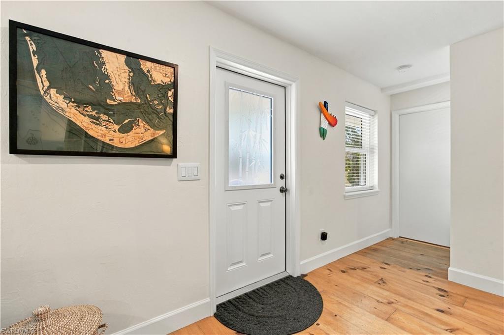 726 Cardium St Property Photo 7