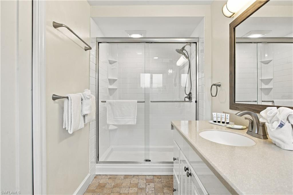 726 Cardium St Property Photo 24