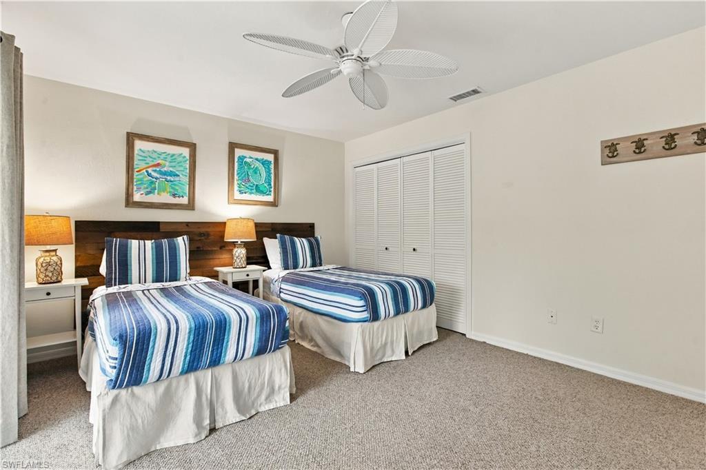726 Cardium St Property Photo 31