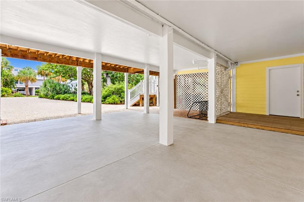 726 Cardium St Property Photo 45